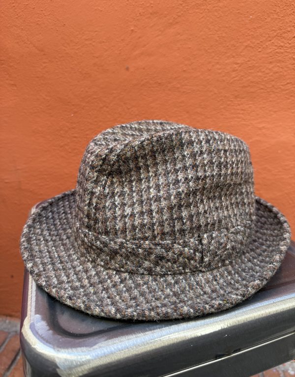 Cappello Harris Tweed – Made in Scotland
